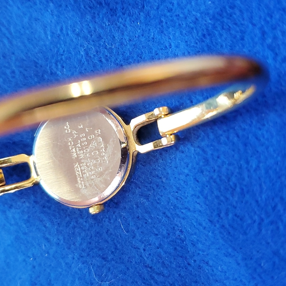 Gucci watch - Picture 2 of 5